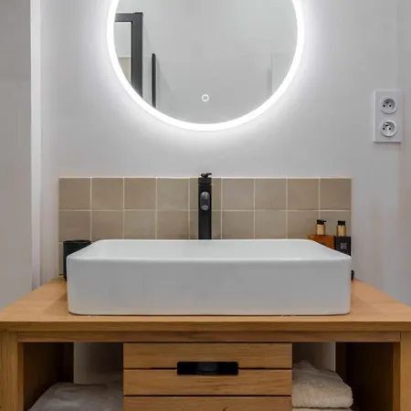 Modern In The Heart Of *